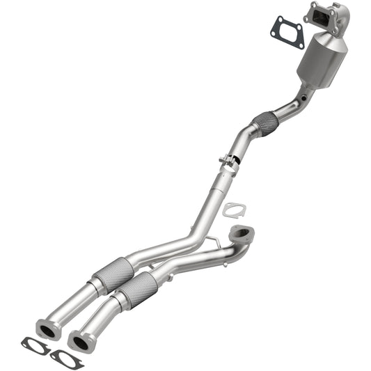 Catalytic Converter with Integrated Exhaust Manifold by MagnaFlow Exhaust Products