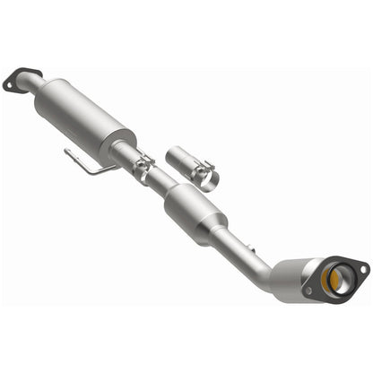 Magnaflow OEM Grade Direct-Fit Catalytic Converter by MagnaFlow Exhaust Products