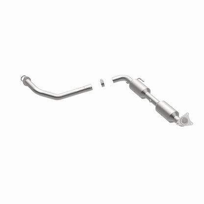 Magnaflow OEM Grade Direct-Fit Catalytic Converter by MagnaFlow Exhaust Products