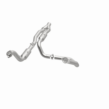 Magnaflow OEM Grade Direct-Fit Catalytic Converter by MagnaFlow Exhaust Products