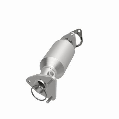 Magnaflow OEM Grade Direct-Fit Catalytic Converter by MagnaFlow Exhaust Products