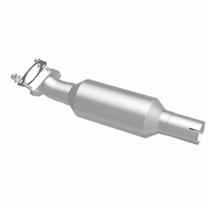 Magnaflow OEM Grade Direct-Fit Catalytic Converter by MagnaFlow Exhaust Products