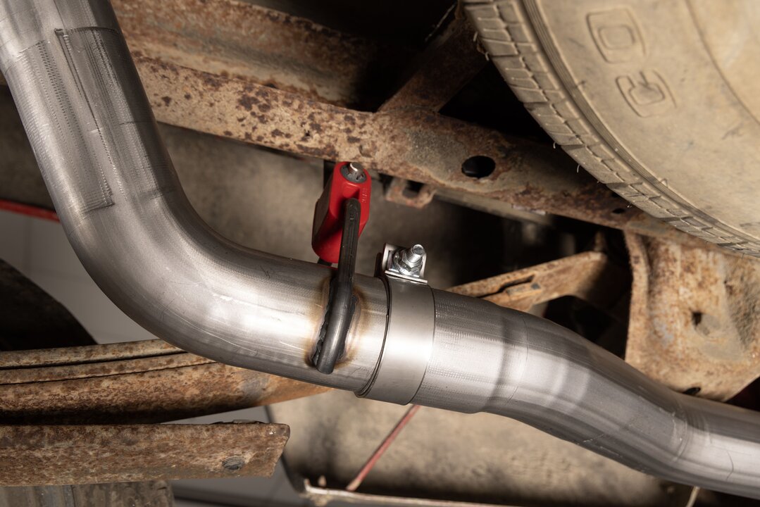 Flowmaster Outlaw Cat-back Exhaust System by Flowmaster