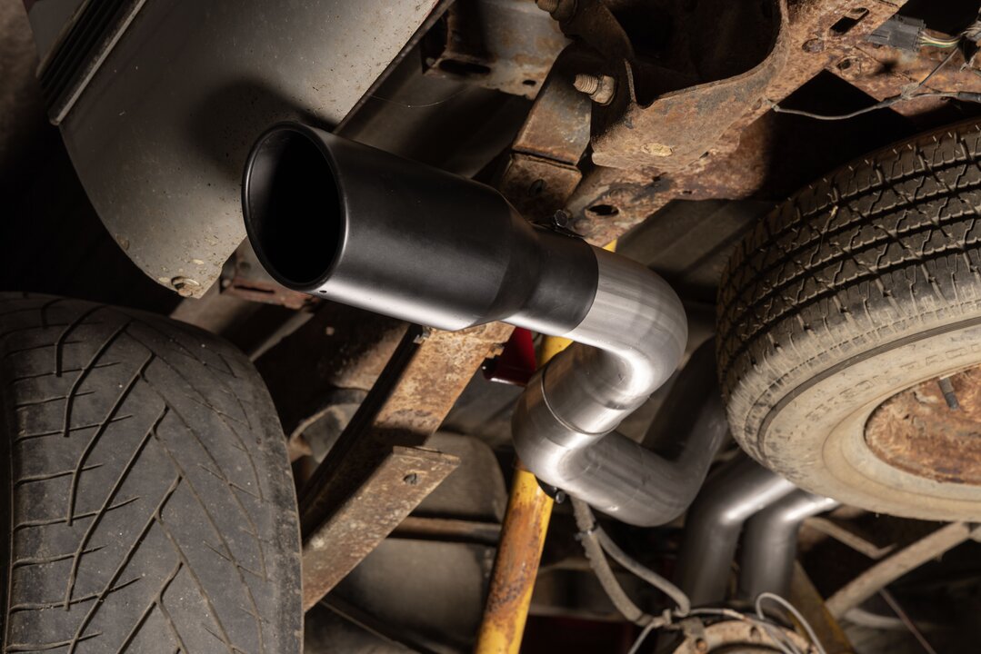 Flowmaster Outlaw Cat-back Exhaust System by Flowmaster