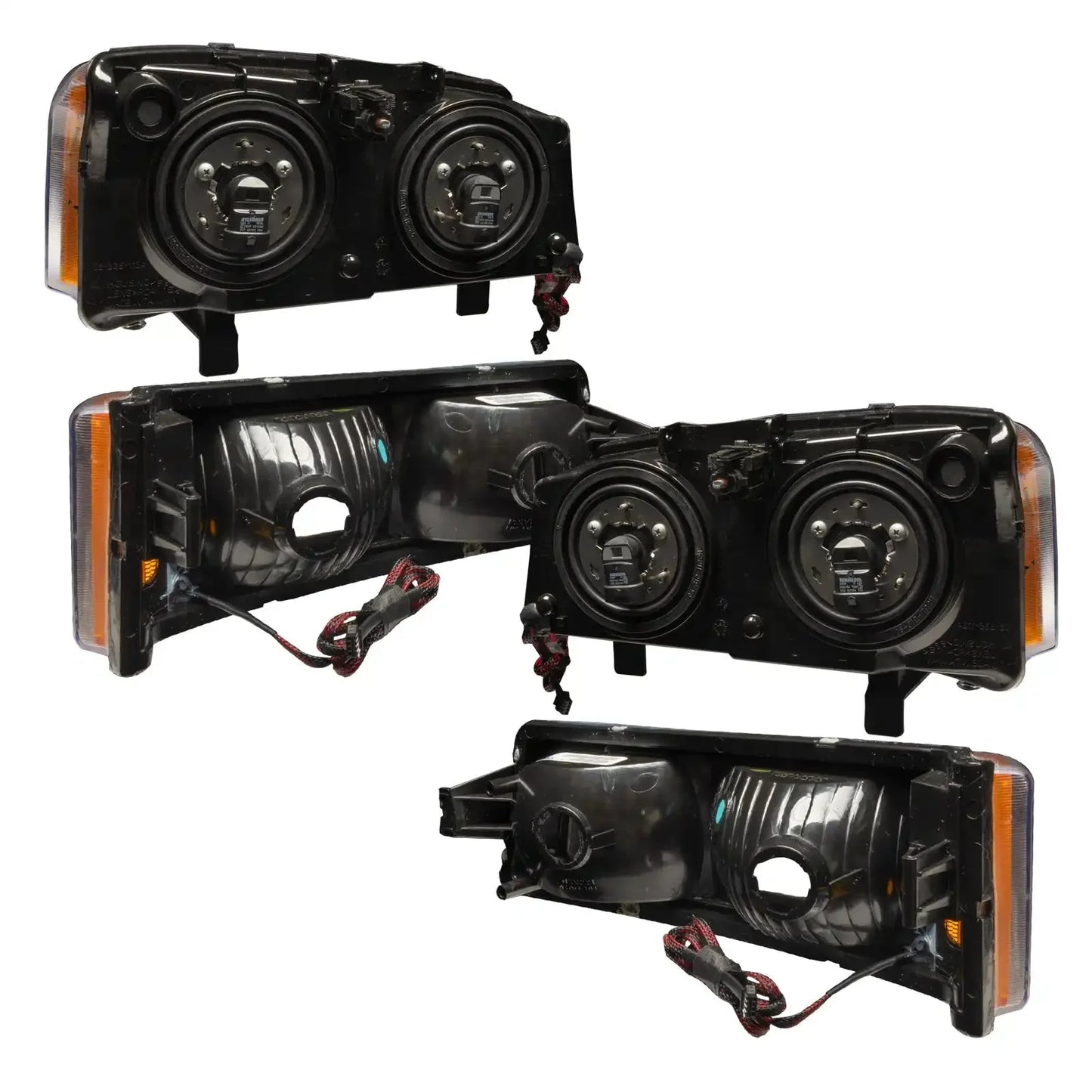 2003-2006 Chevy Silverado Pre-Assembled Headlights w/ Parking Lights by ORACLE Lighting