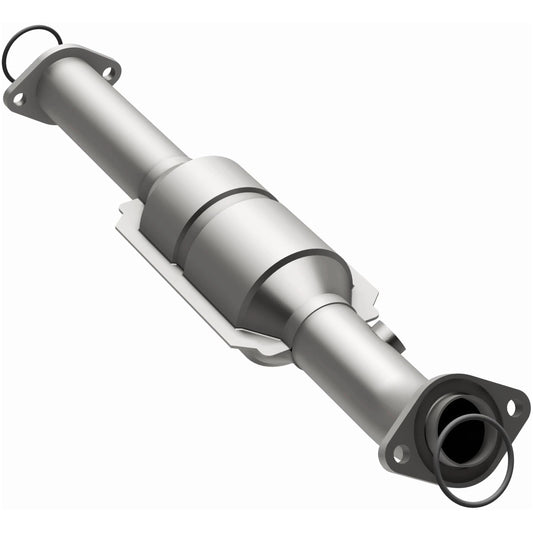 Magnaflow OEM Grade Direct-Fit Catalytic Converter by MagnaFlow Exhaust Products
