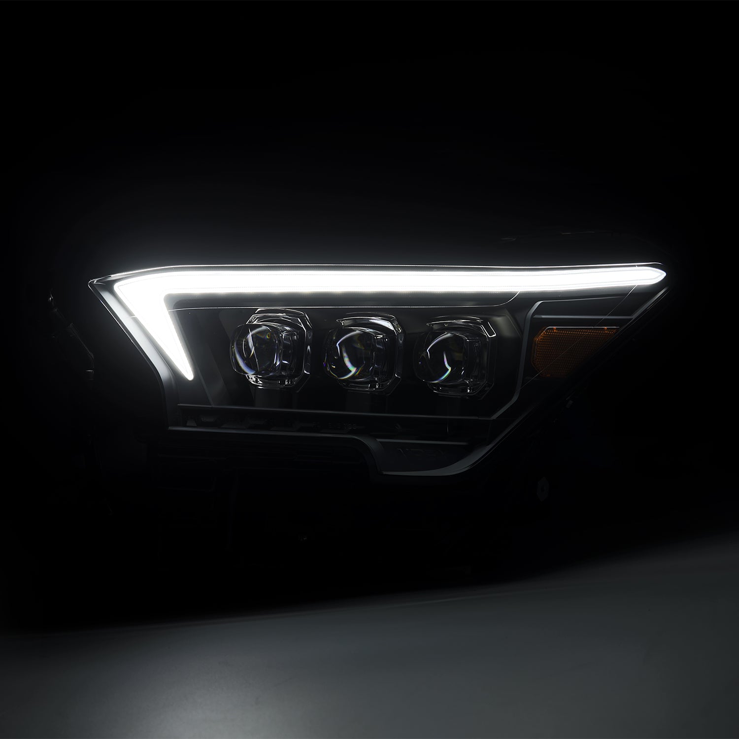 Projector Headlights Black by AlphaRex