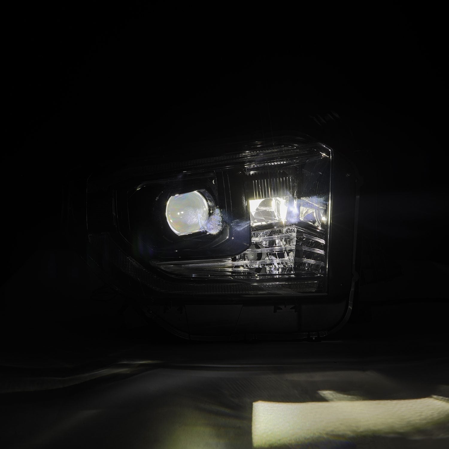 Luxx-Series Projector Headlights by AlphaRex