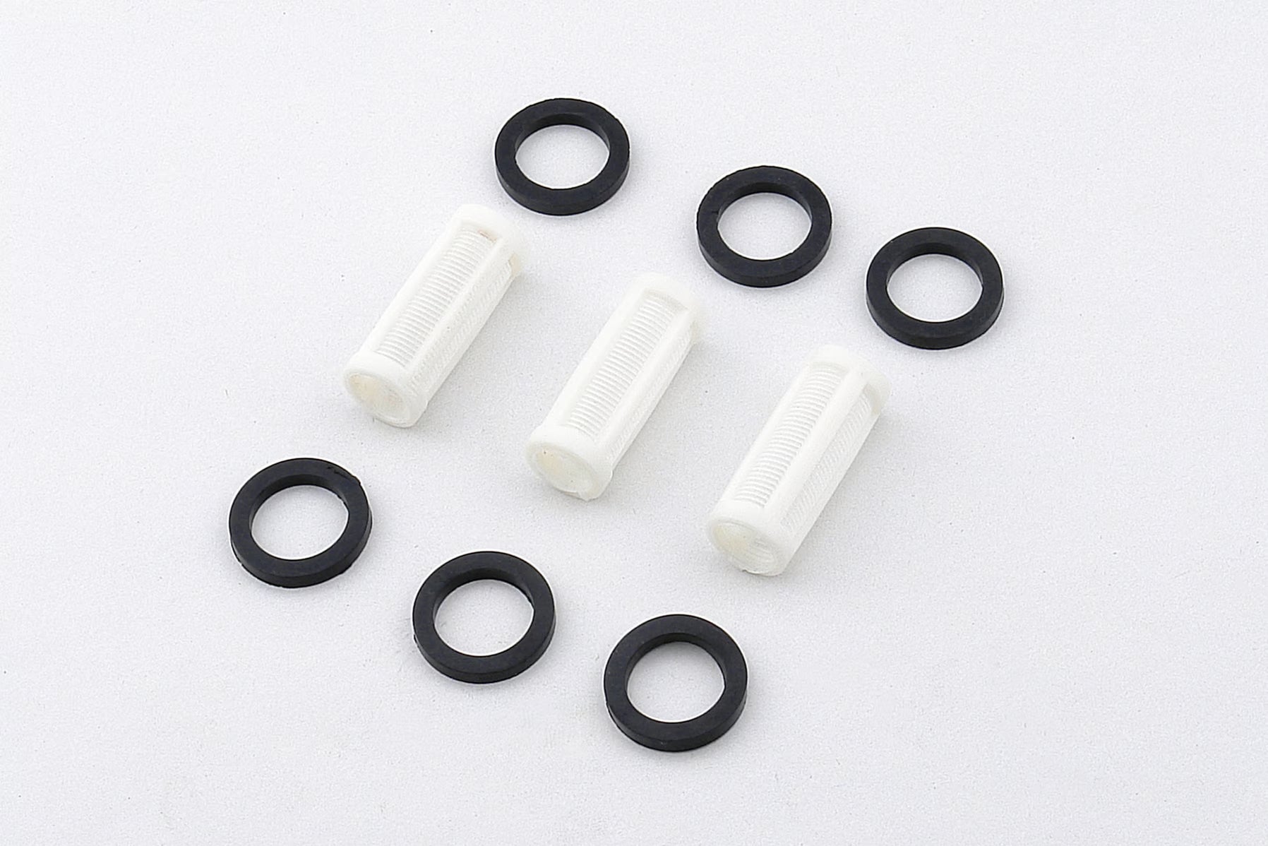 Replacement Fuel Filter Elements For Mr. Gasket 9706, 9747, and 9748. by Mr Gasket