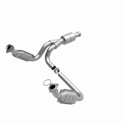 Magnaflow OEM Grade Direct-Fit Catalytic Converter by MagnaFlow Exhaust Products
