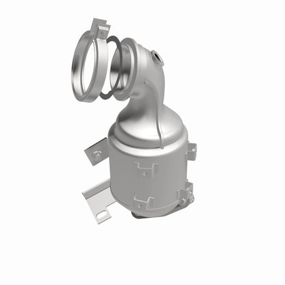 Magnaflow OEM Grade Direct-Fit Catalytic Converter by MagnaFlow Exhaust Products