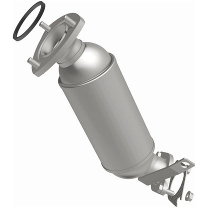 Magnaflow OEM Grade Direct-Fit Catalytic Converter by MagnaFlow Exhaust Products