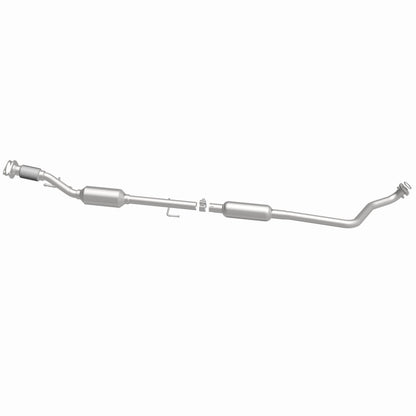 Magnaflow OEM Grade Direct-Fit Catalytic Converter by MagnaFlow Exhaust Products