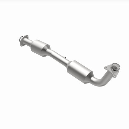 Magnaflow OEM Grade Direct-Fit Catalytic Converter by MagnaFlow Exhaust Products