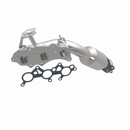 Catalytic Converter with Integrated Exhaust Manifold by MagnaFlow Exhaust Products
