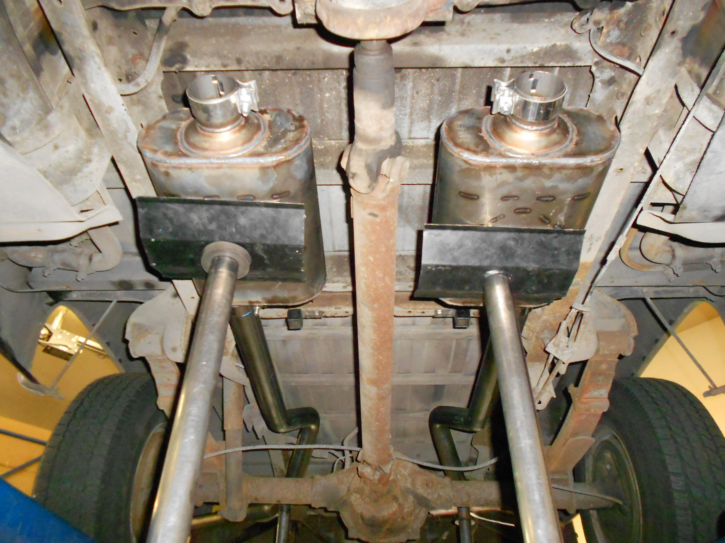 Fits 1973-1987 Chevrolet/GMC Trucks. by Flowmaster