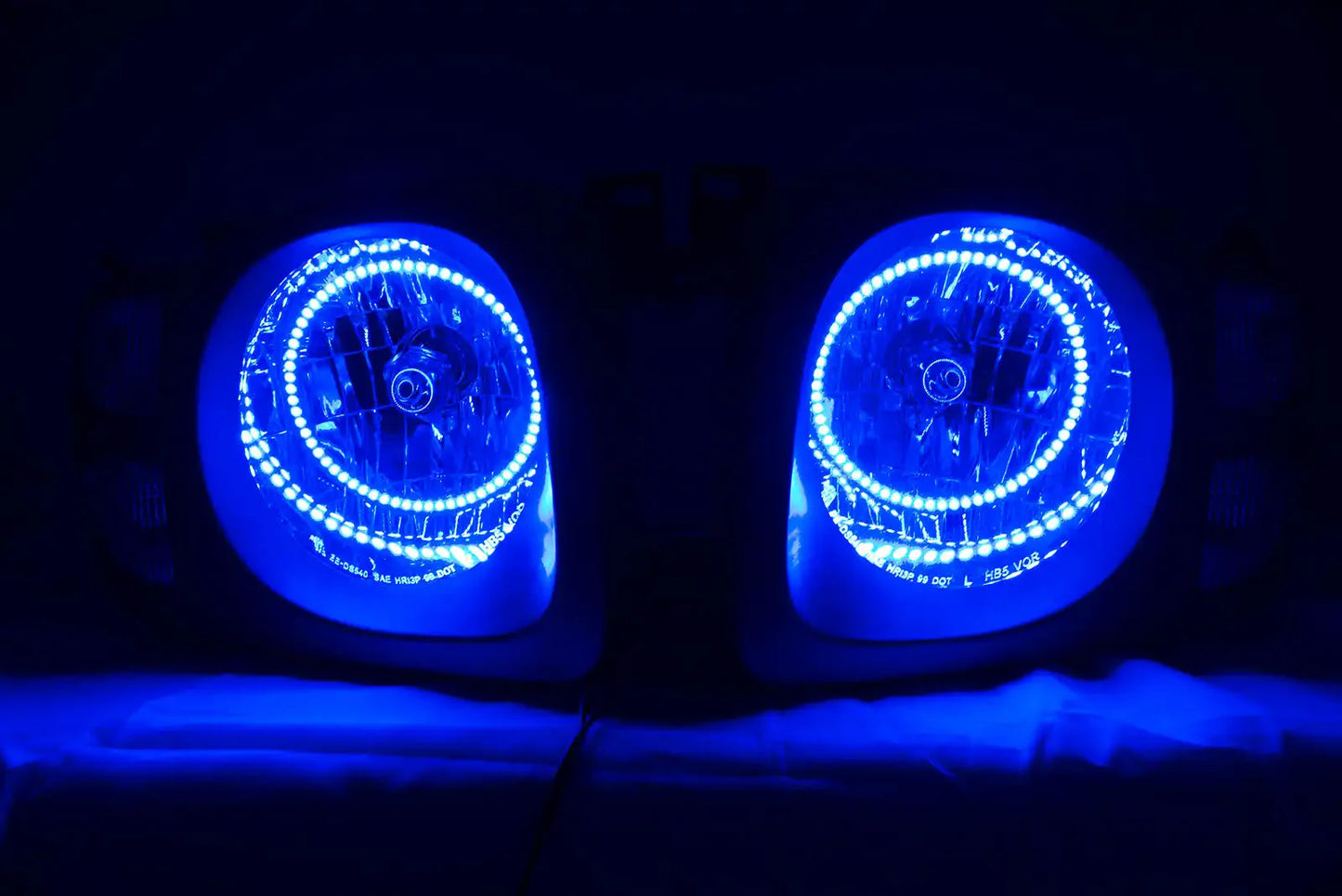 ORACLE Lighting 2002-2004 Nissan Xterra LED Headlight Halo Kit by ORACLE Lighting