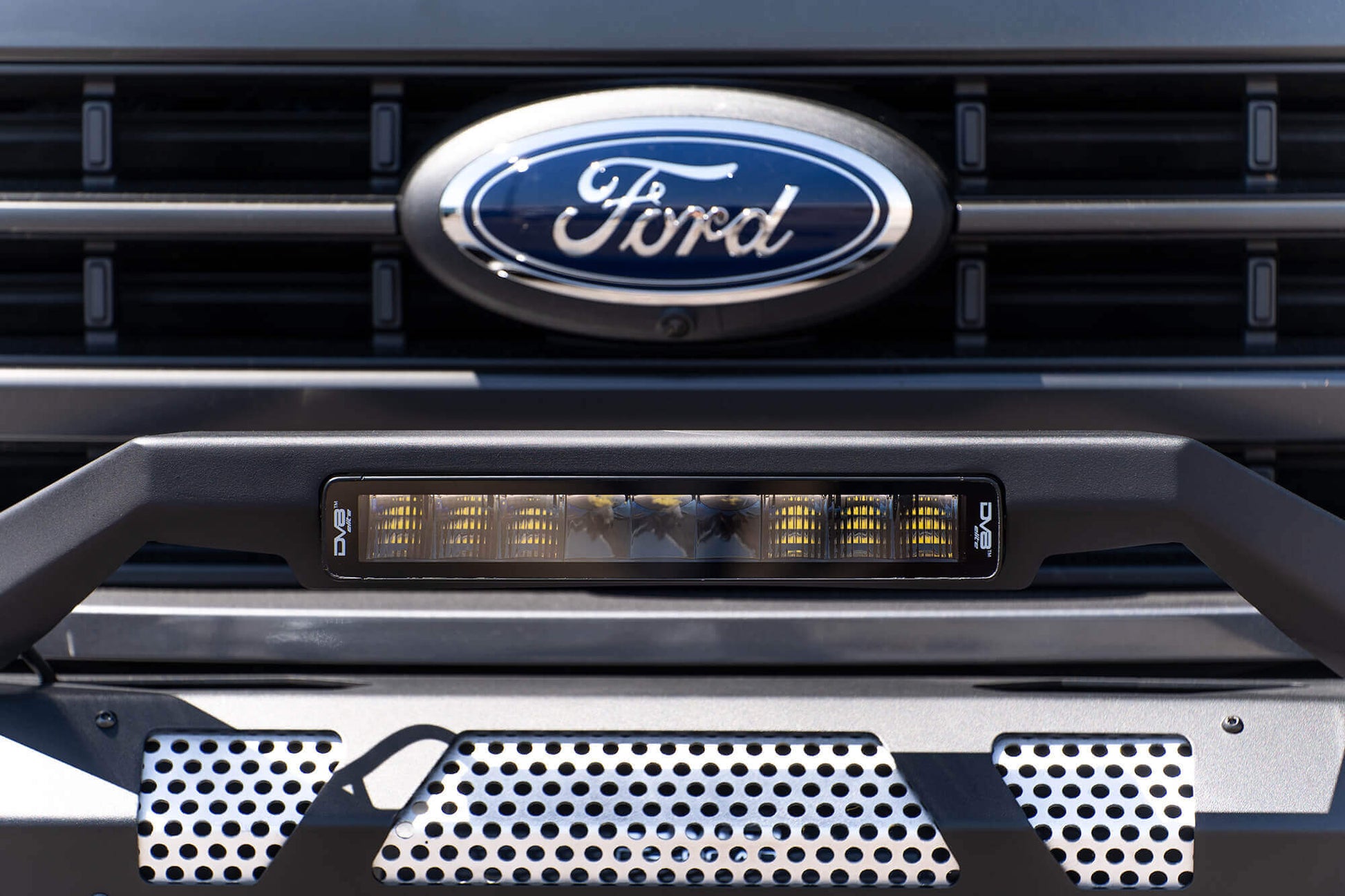 UNVL 13in. HIGH PROFILE LED LIGHT BAR w/ FLOOD/SPOT COMBO PATTERN/SIDE MOUNTS by DV8 Offroad
