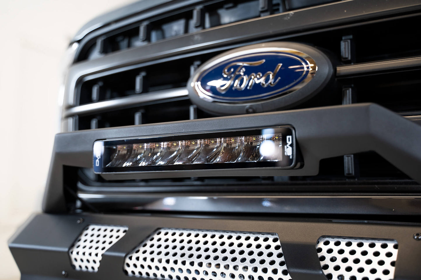 UNVL 13in. HIGH PROFILE LED LIGHT BAR w/ FLOOD/SPOT COMBO PATTERN/SIDE MOUNTS by DV8 Offroad