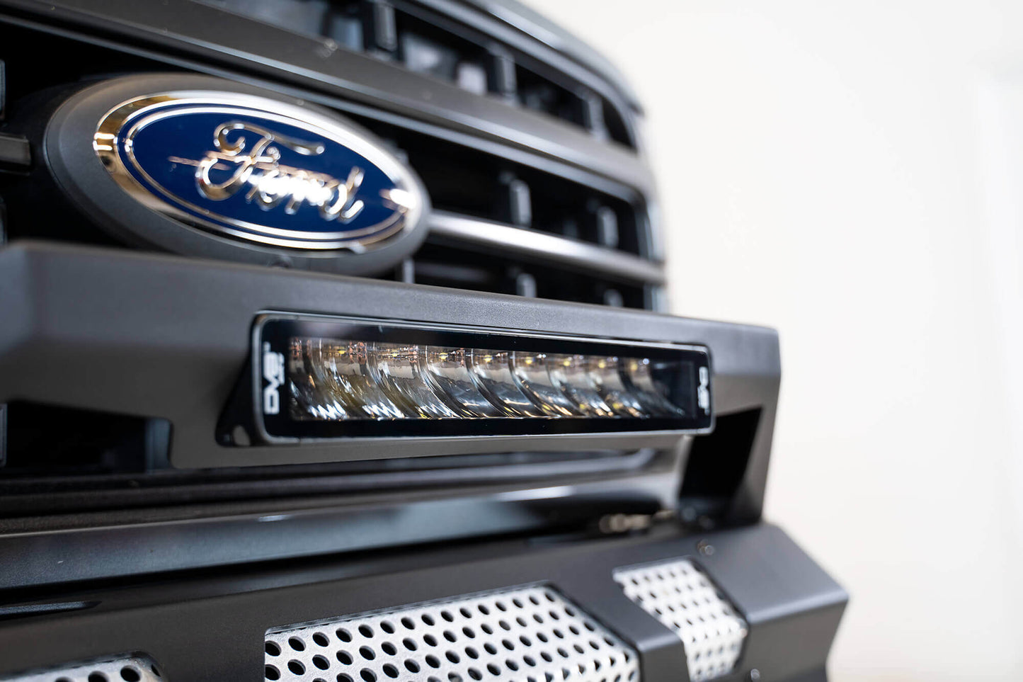 UNVL 13in. HIGH PROFILE LED LIGHT BAR w/ FLOOD/SPOT COMBO PATTERN/SIDE MOUNTS by DV8 Offroad