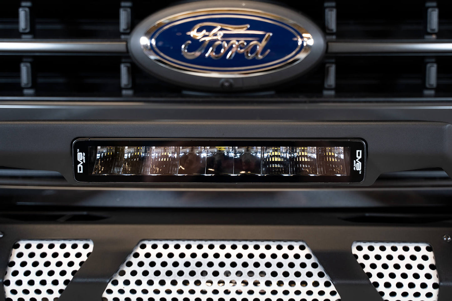 UNVL 13in. HIGH PROFILE LED LIGHT BAR w/ FLOOD/SPOT COMBO PATTERN/SIDE MOUNTS by DV8 Offroad