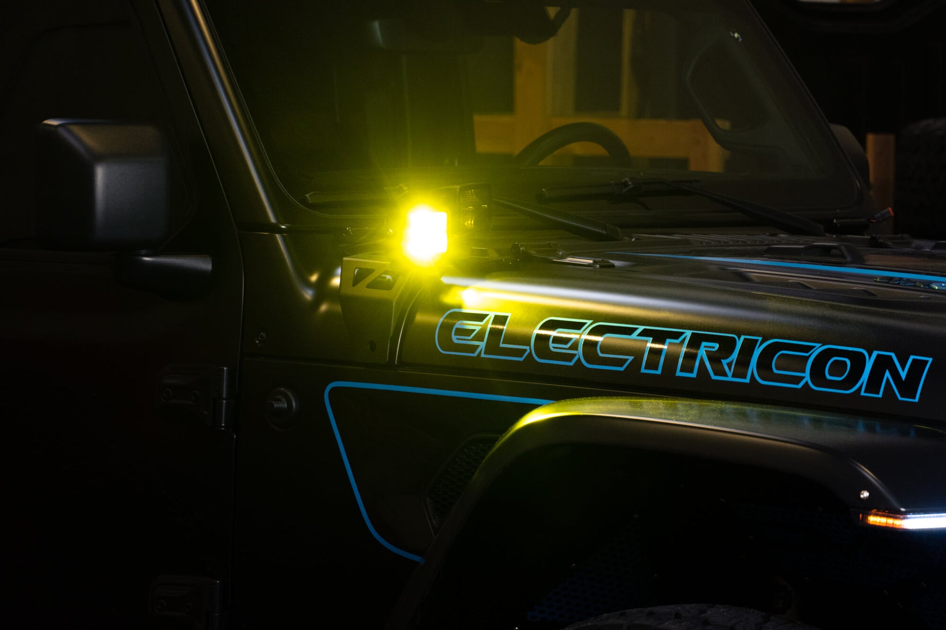 Hood Light Pod by DV8 Offroad