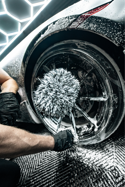 BLACKLINE® MICROFIBER WHEEL MITT by Blackline Car Care