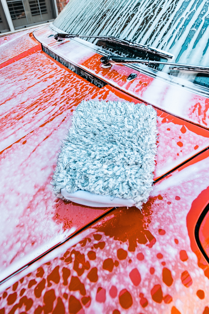 BLACKLINE® MICROFIBER WASH MITT by Blackline Car Care