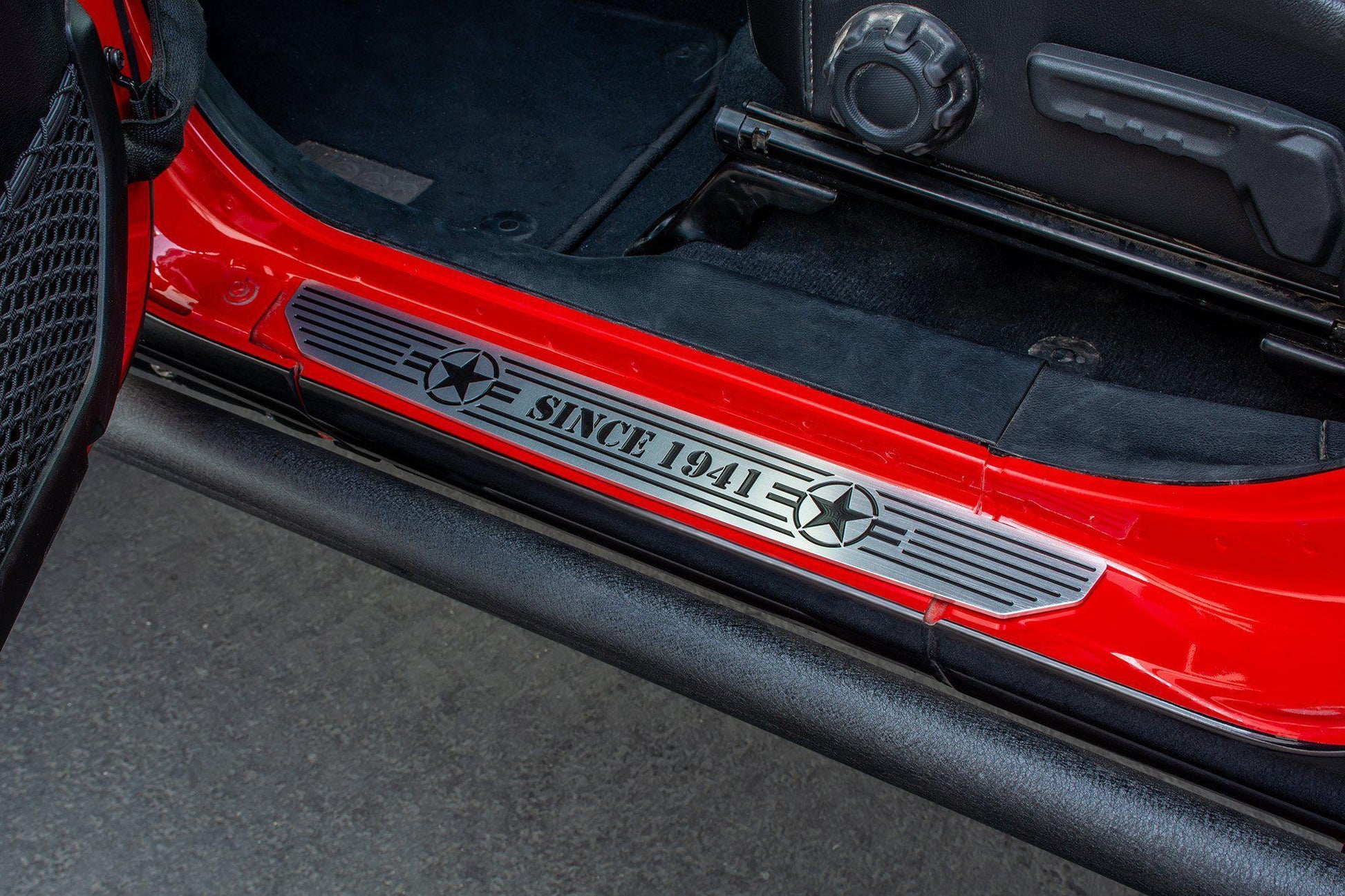 Jeep JL/Gladiator Front Sill Plates with in.Since 1942 in. Logo by DV8 Offroad