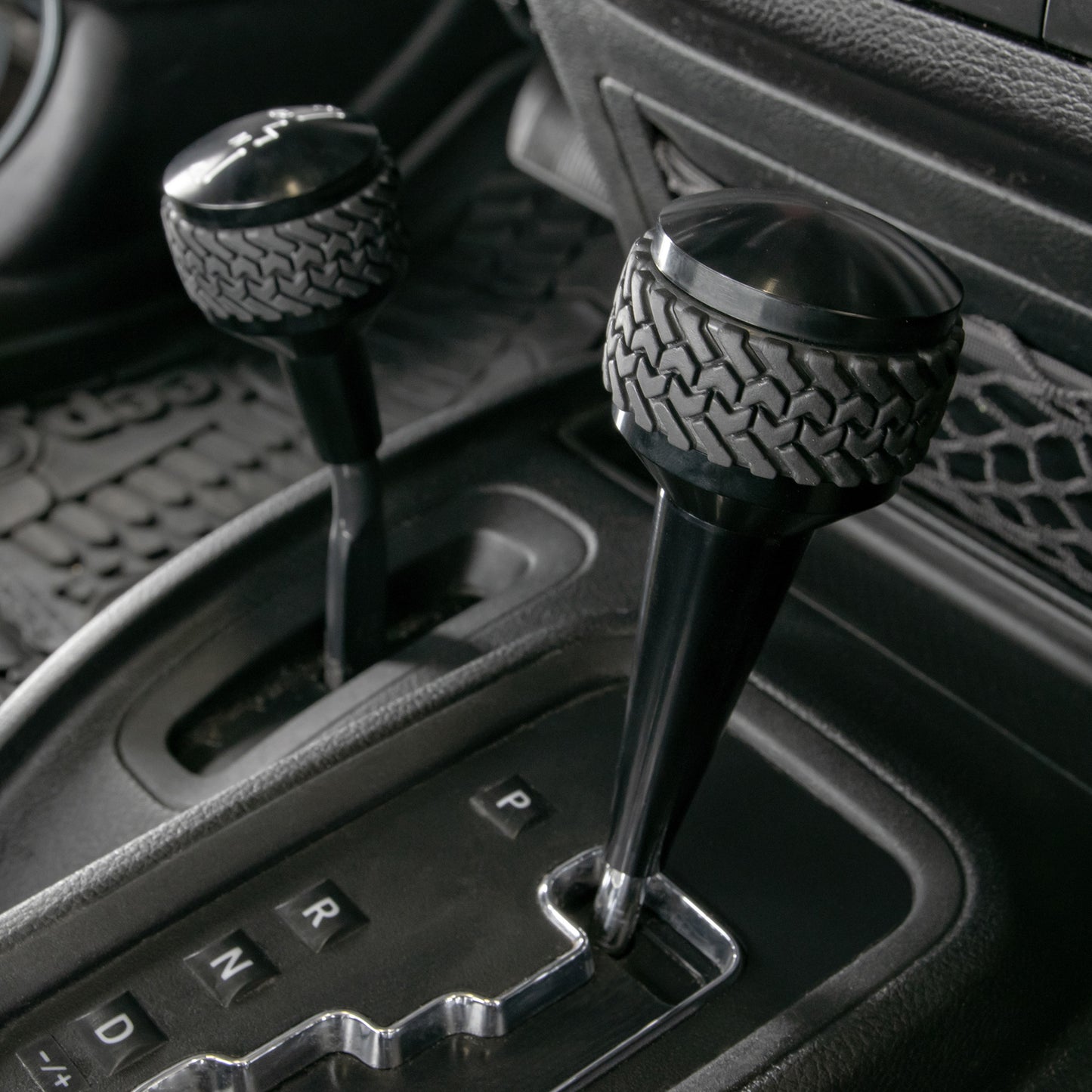 07-18 Jeep JK 4WD Shift Knob; Black by DV8 Offroad