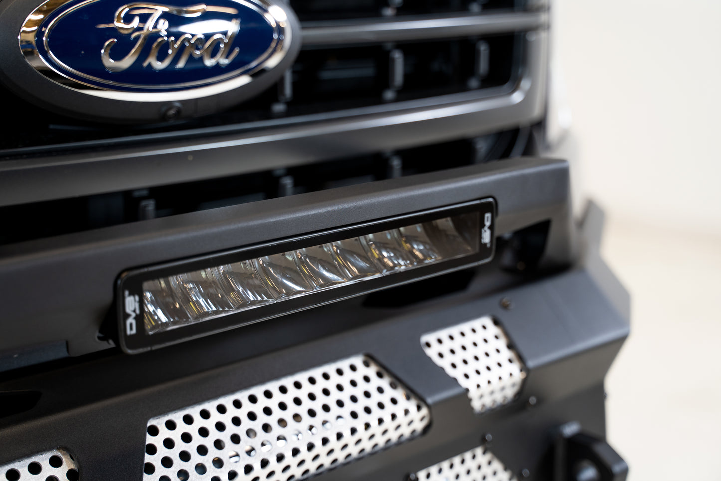UNVL 13in. HIGH PROFILE LED LIGHT BAR w/ FLOOD/SPOT COMBO PATTERN/SIDE MOUNTS by DV8 Offroad