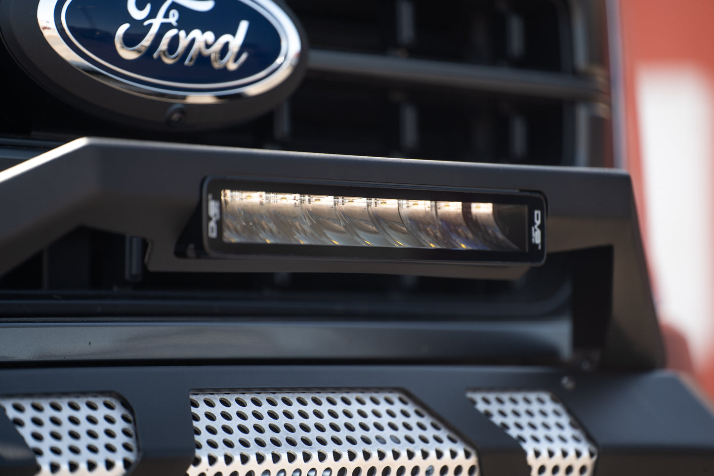 UNVL 13in. HIGH PROFILE LED LIGHT BAR w/ FLOOD/SPOT COMBO PATTERN/SIDE MOUNTS by DV8 Offroad