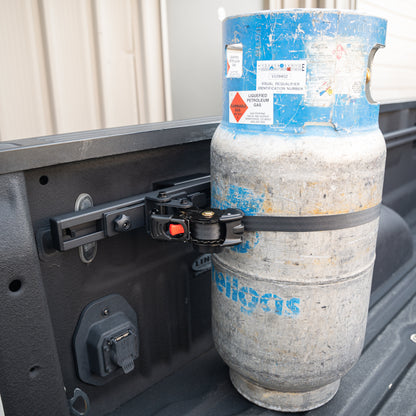 Integral Rails + Tie-down Cleats - Ford F150 & Raptor 2015+ (5.5' Bed Only) by Integral Truck