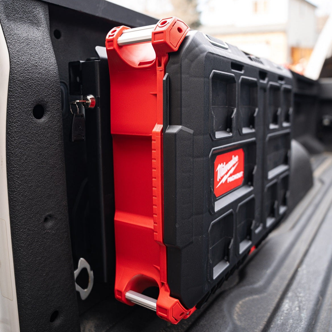 Integral Rails + Tie-down Cleats - Ford Super Duty 2017+ by Integral Truck