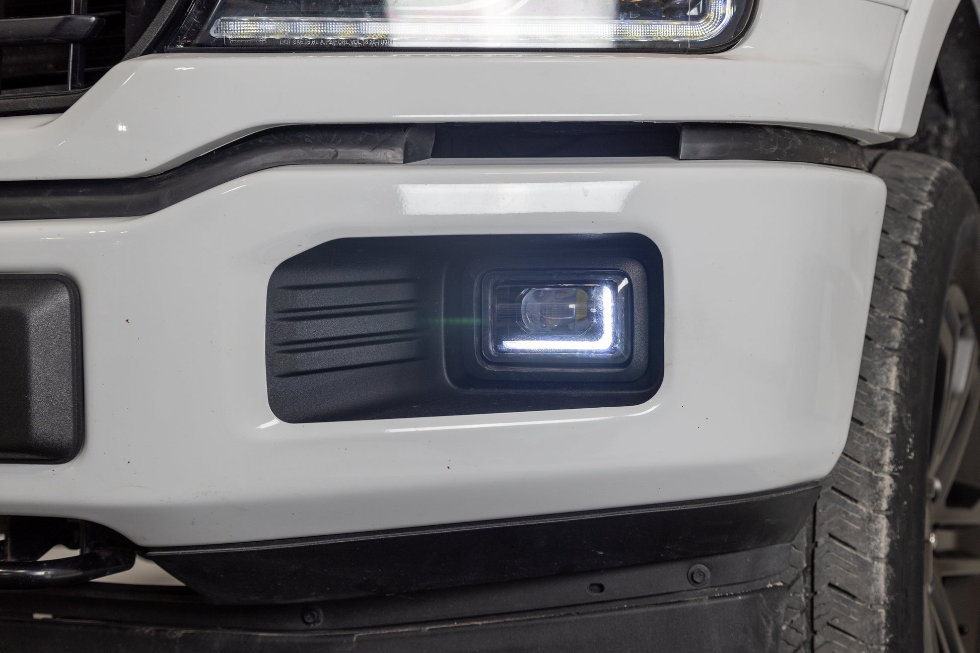 2015-2020 F150 Fog Lights w/ White or Amber DRL + Turn Signal - OLM by MYX Automotive