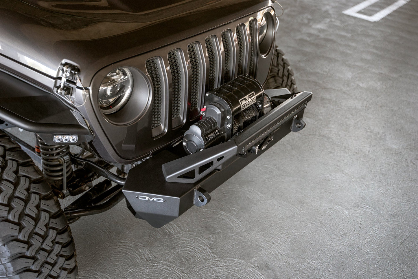 FS-25 Stubby Front Bumper with Plated Bull Bar by DV8 Offroad