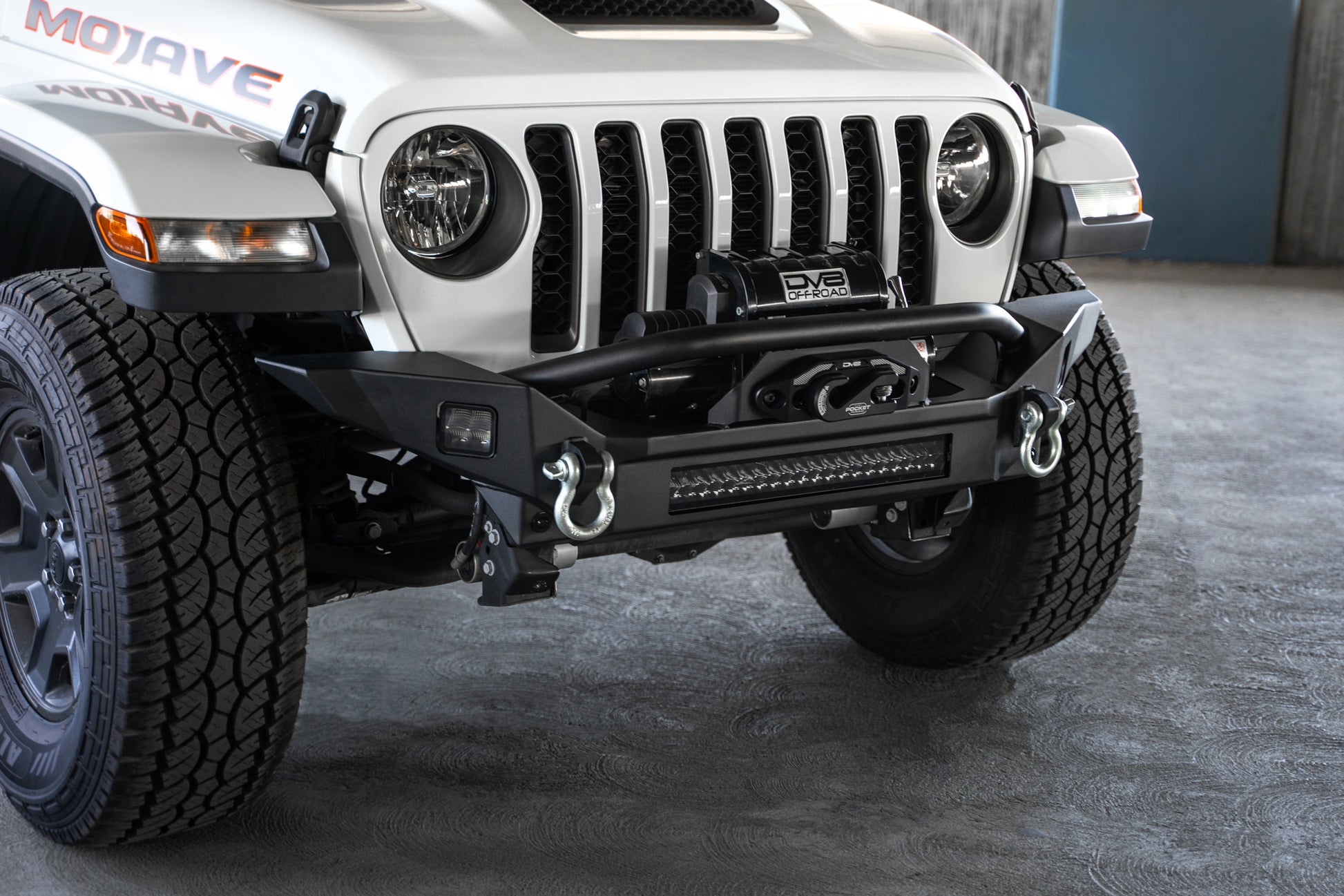 Jeep Wrangler JL & Gladiator JT FS-7 Mid-Width Winch Front Bumper by DV8 Offroad