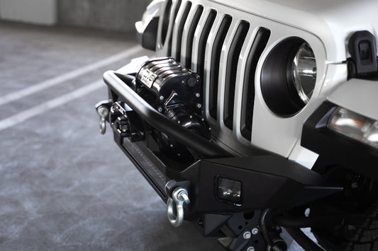 Jeep Wrangler JL & Gladiator JT FS-7 Mid-Width Winch Front Bumper by DV8 Offroad