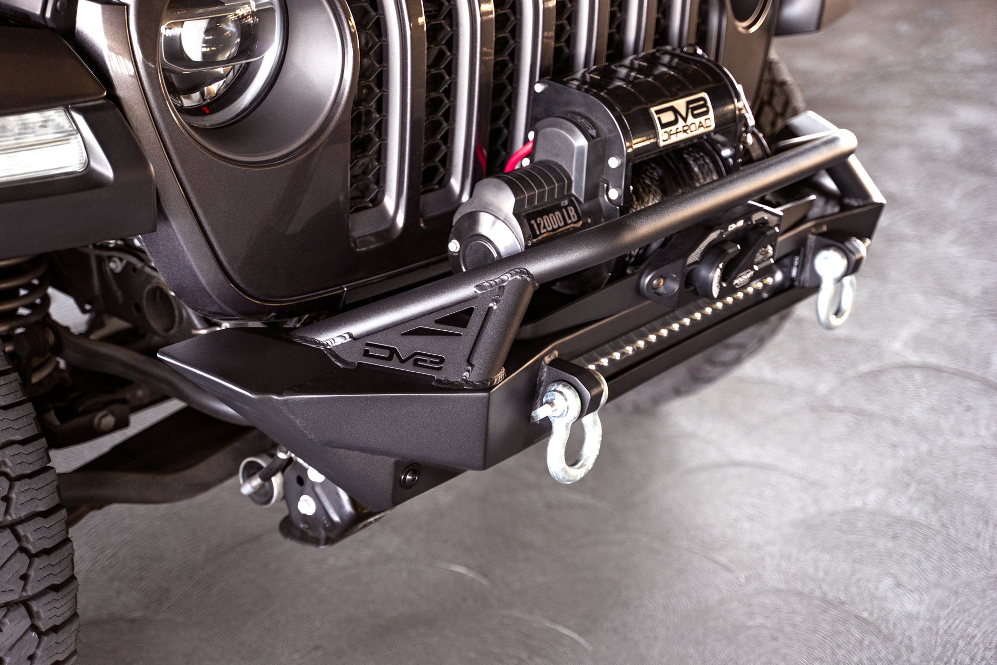 Jeep Wrangler JK/JL & Gladiator JT FS-1 Series Stubby Front Bumper by DV8 Offroad