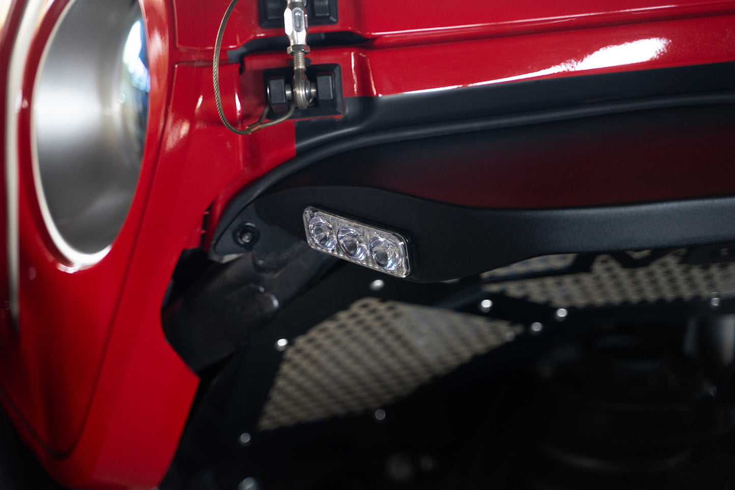 Slim Width to Fit through Tighter Spaces on the Trail by DV8 Offroad