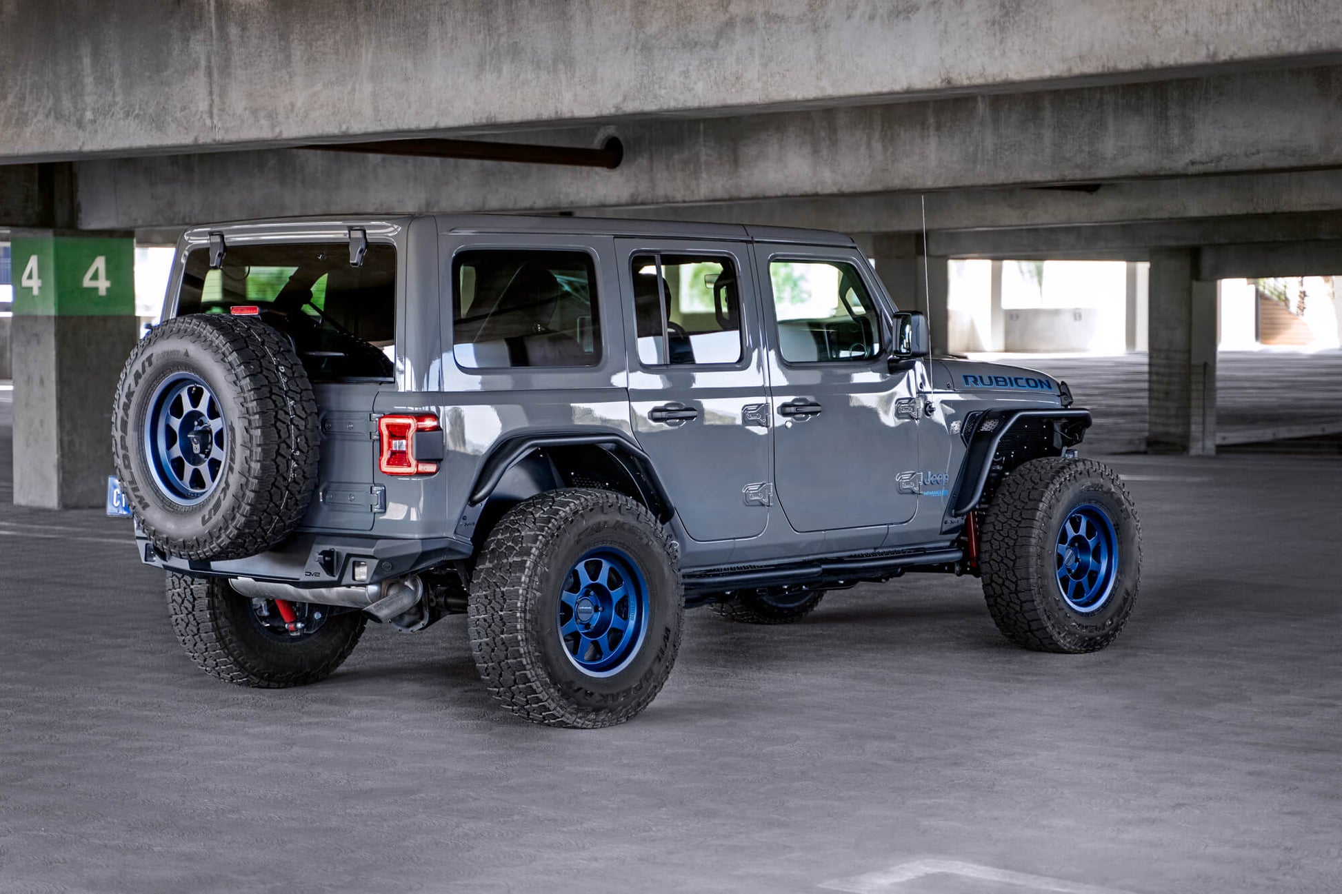 Tube Fenders by DV8 Offroad