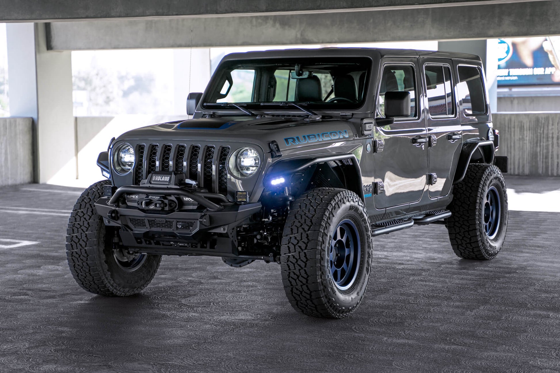 Tube Fenders by DV8 Offroad