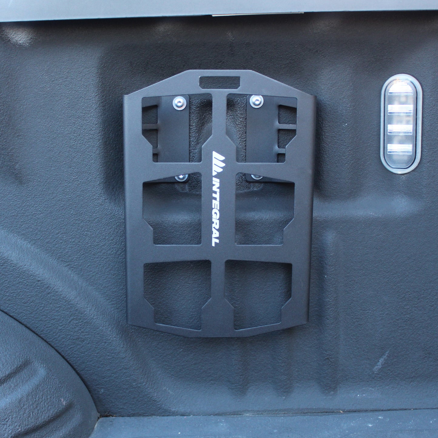 Integral Boxlink Plate (Half) - Ford F150 & RAPTOR (2015+), Super Duty (2017+) by Integral Truck