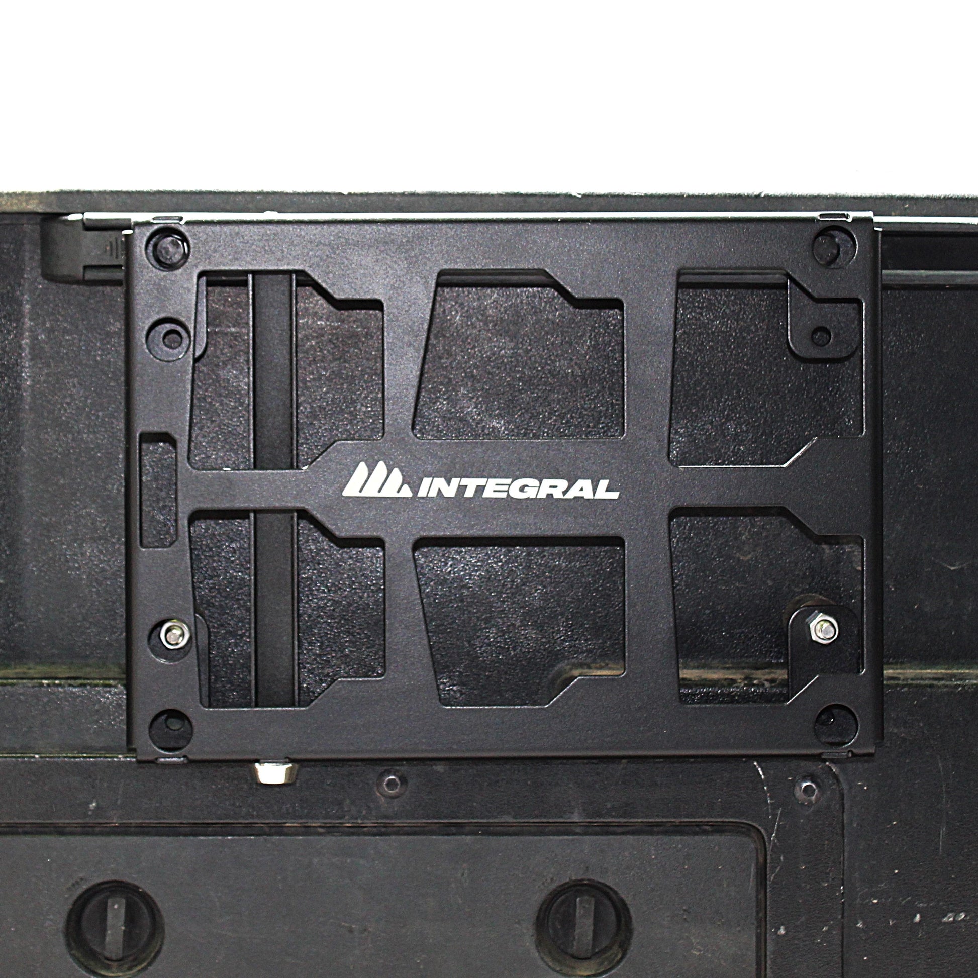 Integral Bedside Panel - Toyota Tacoma (2005+), Tundra (2007+), Jeep Gladiator (2019+) by Integral Truck