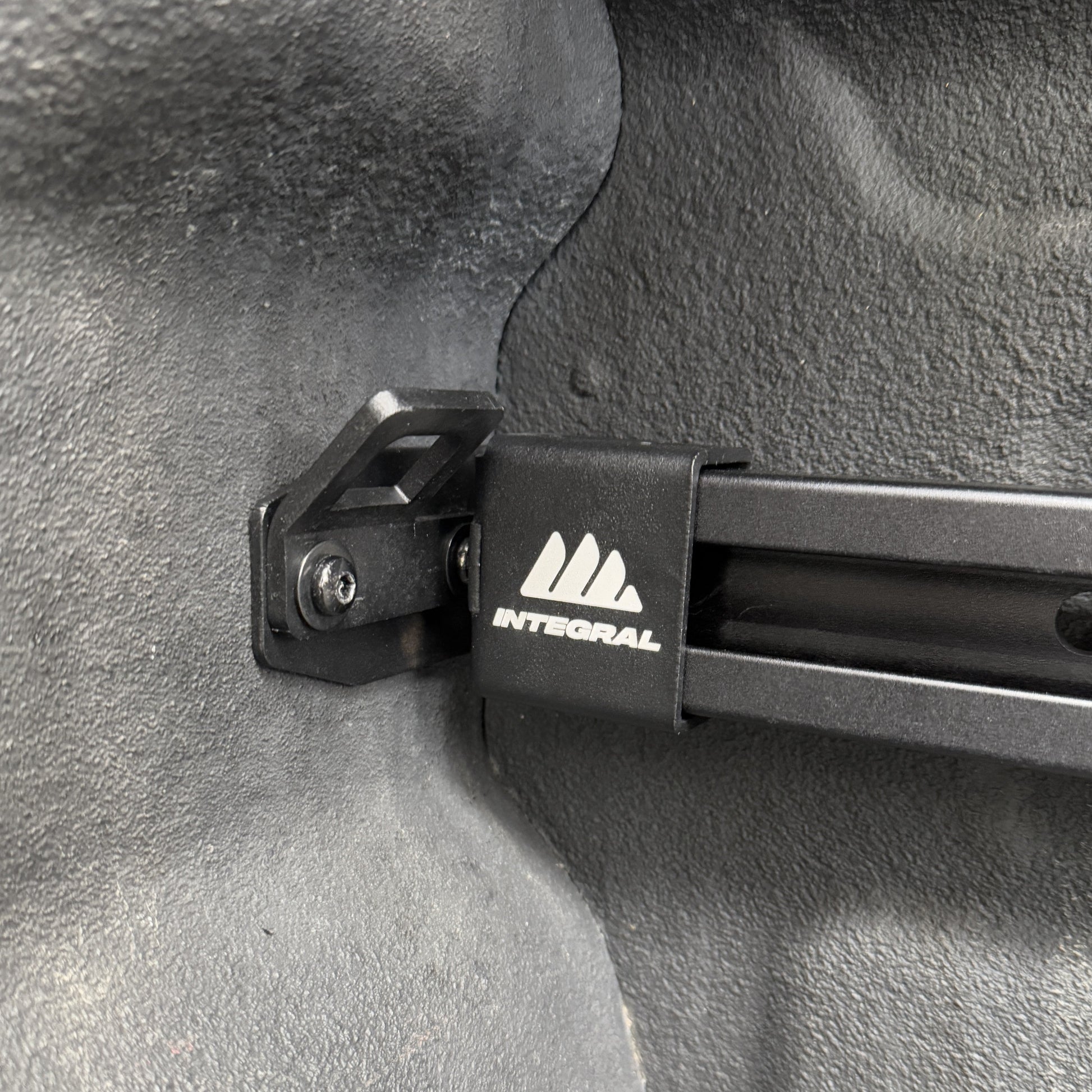 Integral Bulkhead Rail- F150 & Raptor 2015+ (5.5' Bed) by Integral Truck