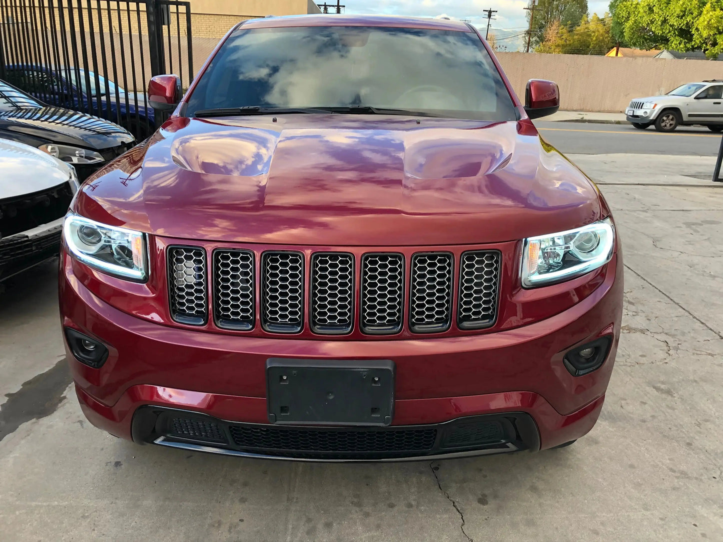 2014-2015 Jeep Grand Cherokee Pre-Assembled Headlights-Non HID by ORACLE Lighting