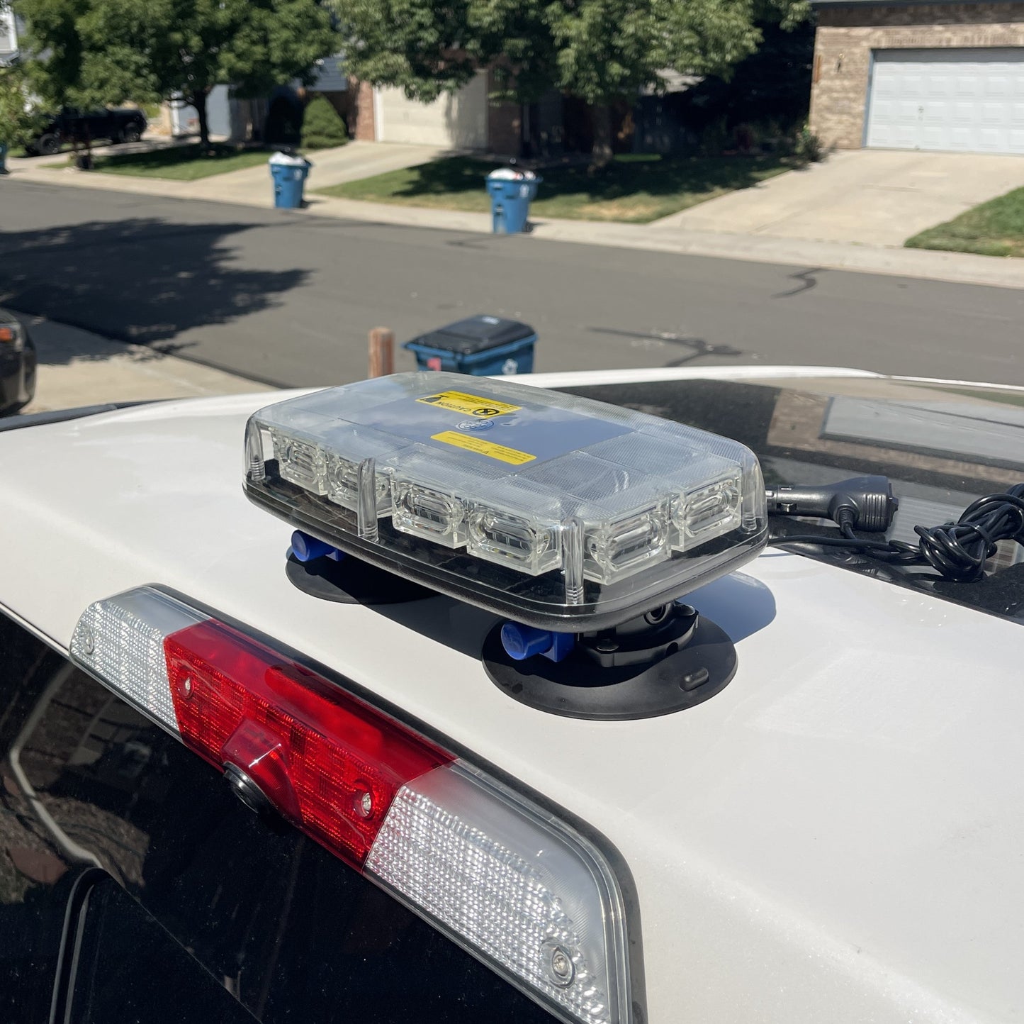 Vacuum Strobe - Rooftop Light for Ford Aluminum Truck Body by Integral Truck