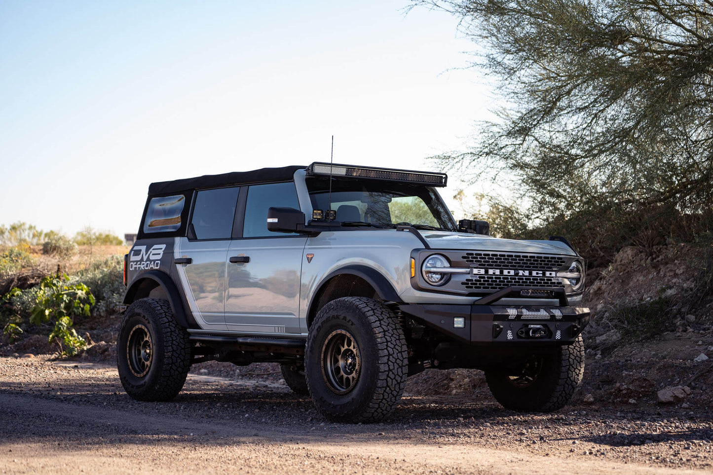 2021-22 Ford Bronco; 52-Inch Straight LED Light Bar Mount by DV8 Offroad