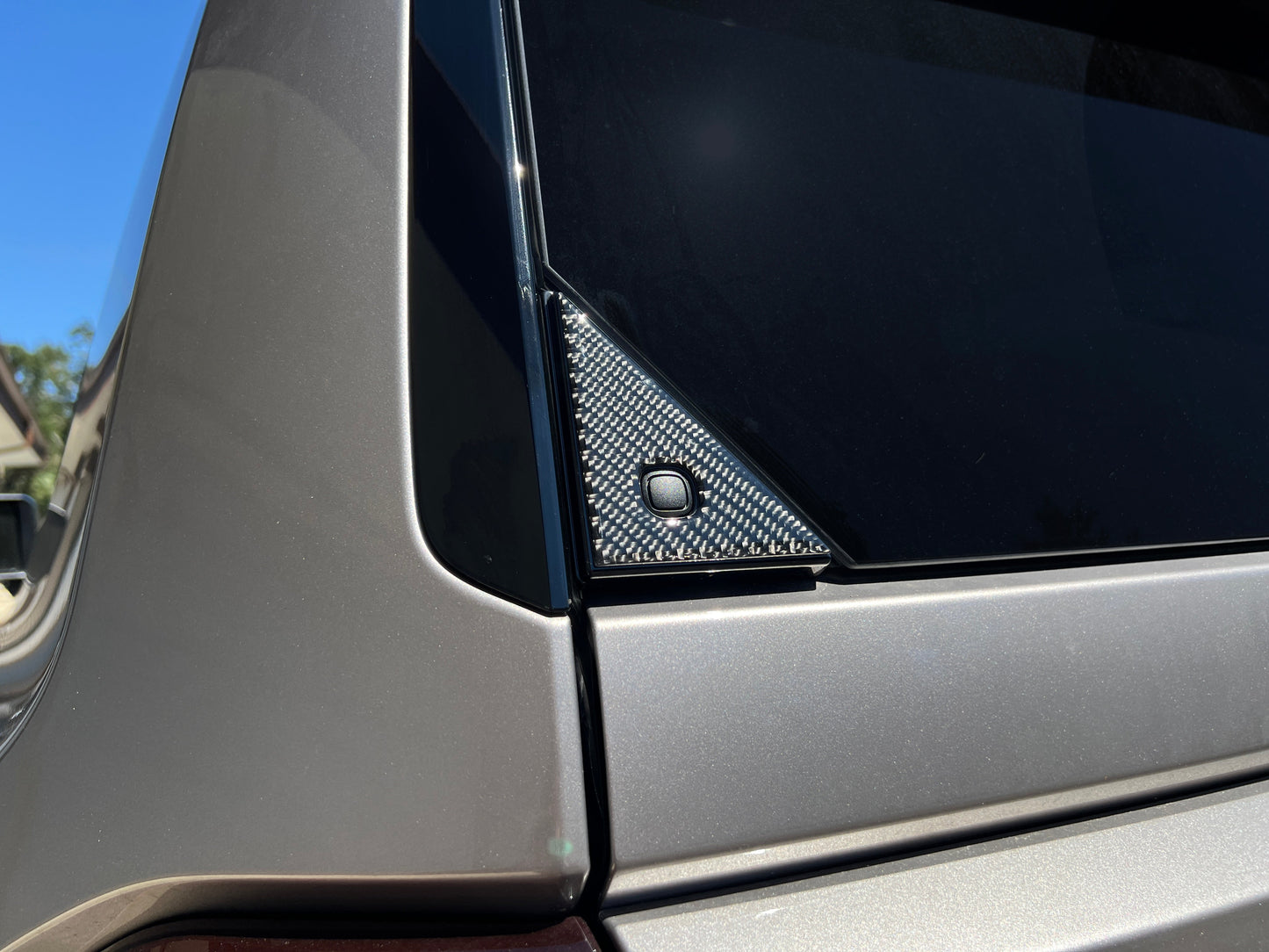Liftgate Window Button Accent Trim Fits 2024-2026 Toyota Land Cruiser & Lexus GX550 by Tufskinz.com