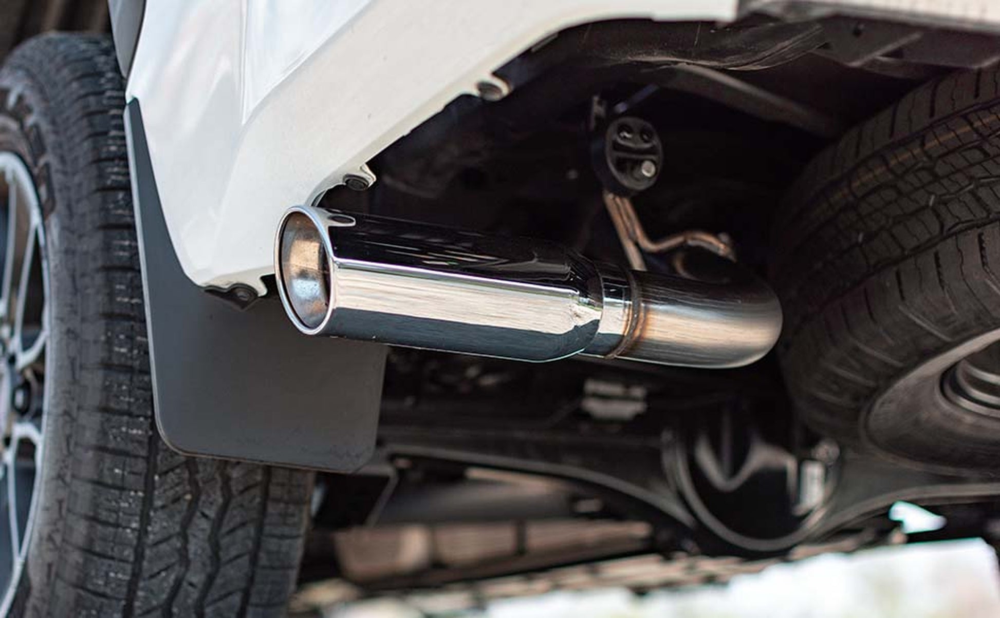 Magnaflow Single Exhaust Tip - 2.5in. Inlet/3in. Outlet by MagnaFlow Exhaust Products